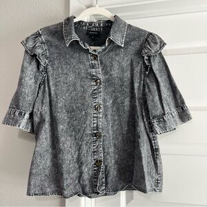 Who What Wear Acid Wash Black Chambray/Denim Ruffle Trim Button Up L